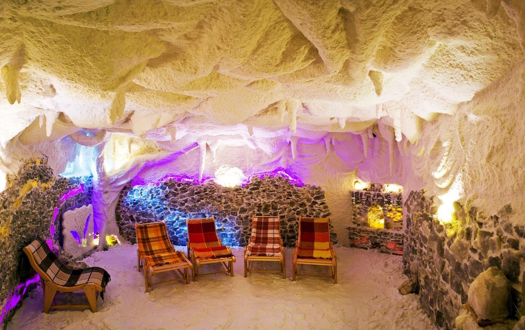 Oberig Hotel Morshyn Bagian luar foto